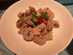 -侬佳蒸菜馆(听潮店)