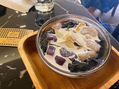 紫薯芋圆仙草奶冻-Let's Taipei 非常烘焙(太古里店)