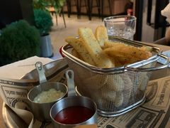 -Vinup薇葡·葡萄酒自助Bar(江宁路店)