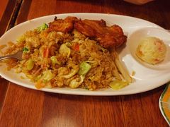 -玛格萝妮比萨屋(四平店)