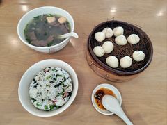 -佬钱湾仔(衣裳街店)