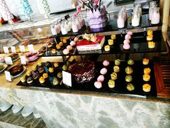 -万达文华酒店·48F云端窗景美食汇自助餐厅