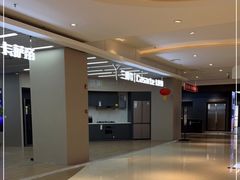 -家乐福(四元桥购物中心店)