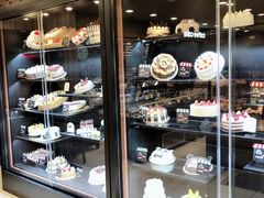 面包甜点陈列柜-红跑车(三牌楼店)