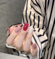 -LILY NAILS美甲美睫