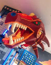 -乐高品牌旗舰店(人民广场店)