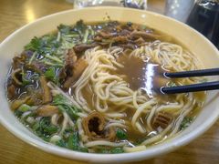 招牌小马牛肉面-小马牛肉面·牛骨熬制(南京博物院店)