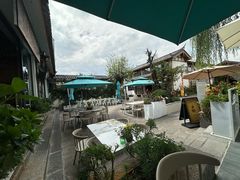 -春天里餐厅·云南创意菜特色美食(束河店)