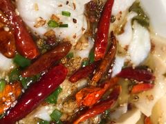 -姚姚酸菜鱼·金戈戈香港豉油鸡(喜荟城联名店)
