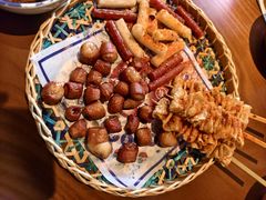 -包整·丝娃娃(一览甲秀楼风景店)