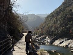 -燕子河大峡谷天坑仙境