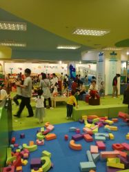 -莫莉幻想儿童乐园(绍兴金帝银泰城店)