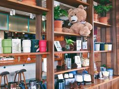 -ROAST coffee & eatery