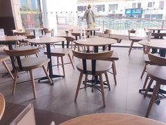 大堂-星巴克(丽水万地广场店)