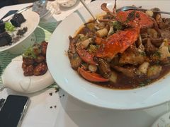 招牌吮指肉蟹煲-桂满陇·蟹黄小笼汤包(中山公园店)