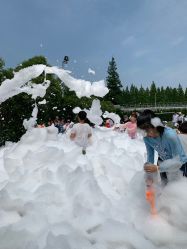 -前小桔亲子创意农场·草莓采摘·露营烧烤