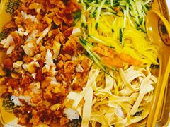 -张秀梅烤肉拌饭脆皮鸡饭
