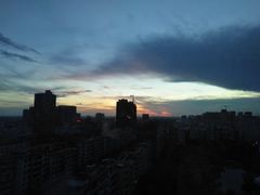 -茂名熹龙国际大酒店(人民广场高铁站店)