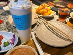 -老牌坊云南鱼豆花火锅(哈西万达店)