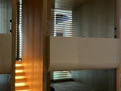 -涨巢·潮玩水疗局