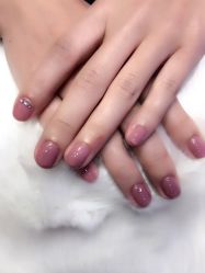 -RL Nail·瑞丽美甲美睫品牌原创店