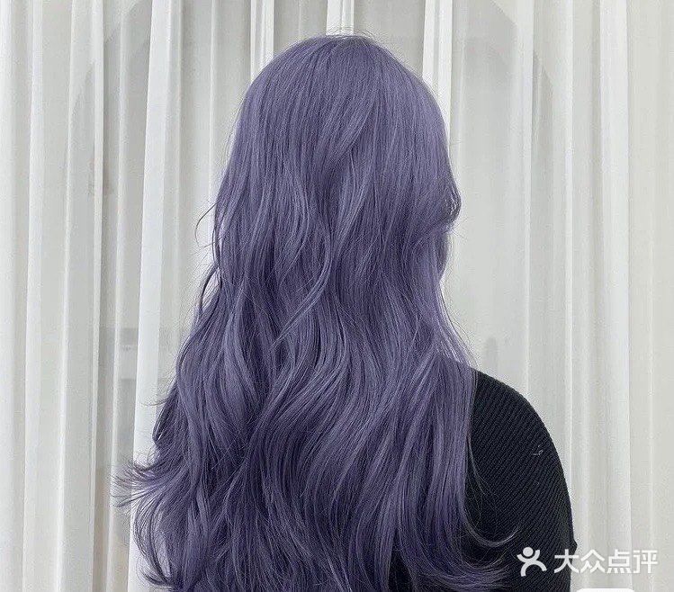 灰蓝色的发色越来越有人气