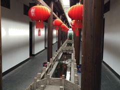 大堂-唔呶喔哩酒家(生产街店)