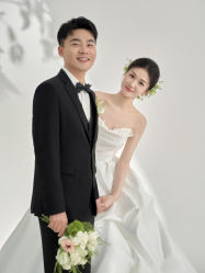 -蒙娜丽莎婚纱摄影(爱城总店)