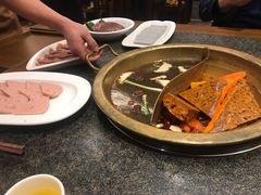 -小天鹅火锅·一线江景洪鼎旗舰店(洪崖洞店)