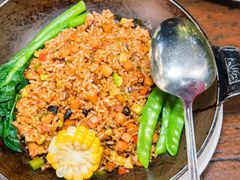 月亮眼炒饭-月亮眼花园餐厅书吧酒吧