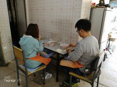 -荣巷小馄饨(荣巷店)