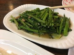 -Dang restaurant (patong phuket)