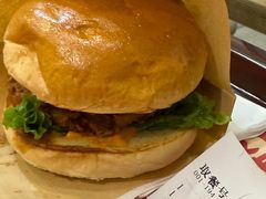 牛肉芝士汉堡-魏家凉皮(梨园店)