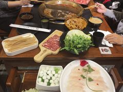 -沸炉重庆老火锅(军事博物馆店)