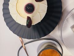 樱桃意式鲜奶酪-潮一不贰·法式甜品·生日蛋糕·西式简餐(外滩店)