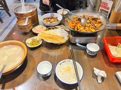 -富正毅三下锅·湘西韵味(天门山索道店)