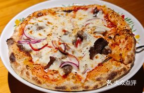 Angus Beef Shoulder Pizza