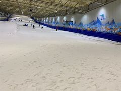 -乔波室内滑雪场