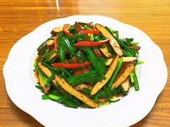 韭菜炒香干-沙龙宴(夷陵广场店)