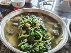 -堤边美食