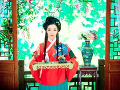 -九月鹰飞汉服摄影工作室