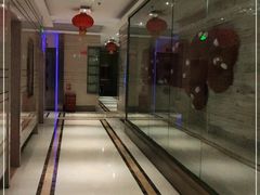 -Huange欢歌KTV(欣都龙城vcpark购物中心店)