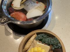 -一叶一世界·素食餐厅(锦华万达店)