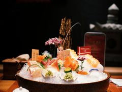 秒懂三文鱼-文三酒肆自助放题(新街口友谊广场店)