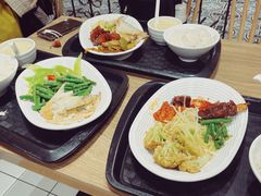 -大食代美食广场(上海中心店)