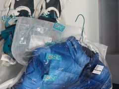 -福奈特洗衣洗鞋(宝华广场店)