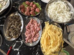 -牛一煲美食(江高店)