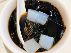 -万龙洲海鲜(大兴绿地缤纷城店)