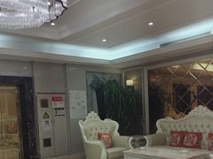 -沪华海鲜大酒楼(南汇店)