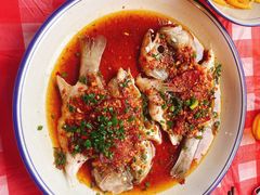 三椒蒸鲈鱼-荆九爷爆炒桥头三嫩(浙大店)